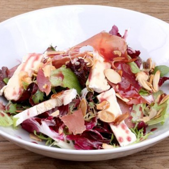 Salada de presunto c/ queijo e frutos secos